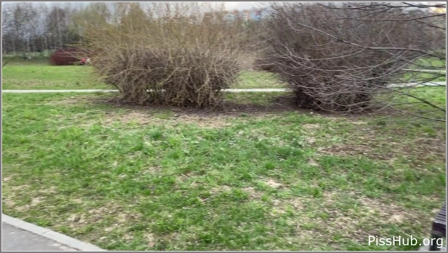 Morning Wet Babe - Take a naughty walk with me! And I pee twice, Xena Highvoltage, MPEG-4 (572 MB | 2025) (pee view)