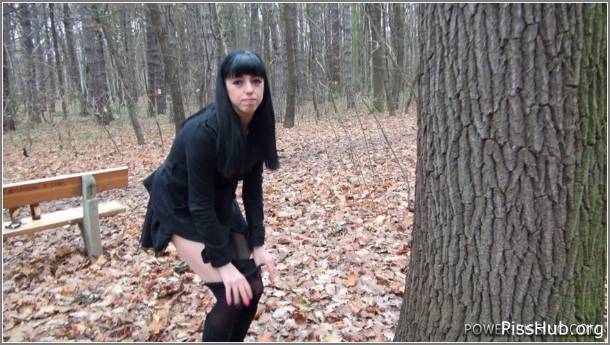 Wet Shower Babe - Tree Like A Boy, Annie Pee, MPEG-4 (216 MB | 2025) (pressure scent)