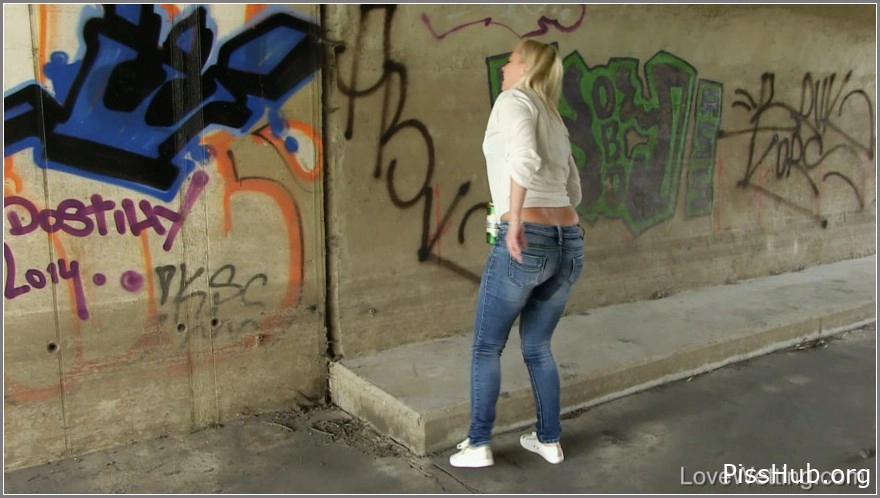 Strong Stream - Naomi