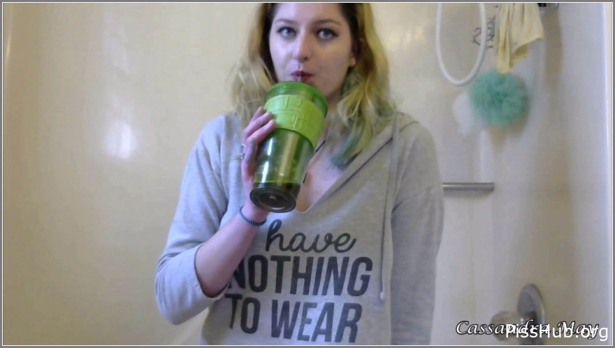 Pissing Babe - Cassandra May Drinking And Peeing, 2025 cozy pee