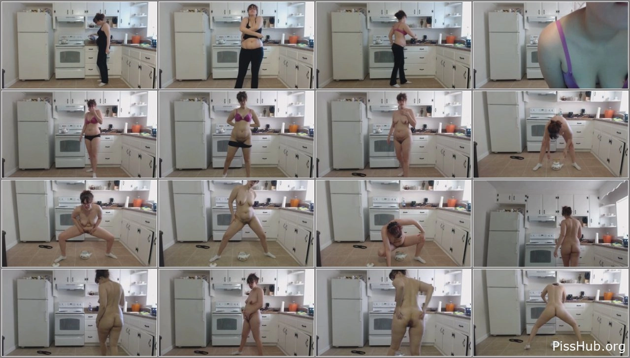 Girl Needs Relief - Bloated Kitchen Pee Play, Lindzypoopgirl, 2025 dirty piss