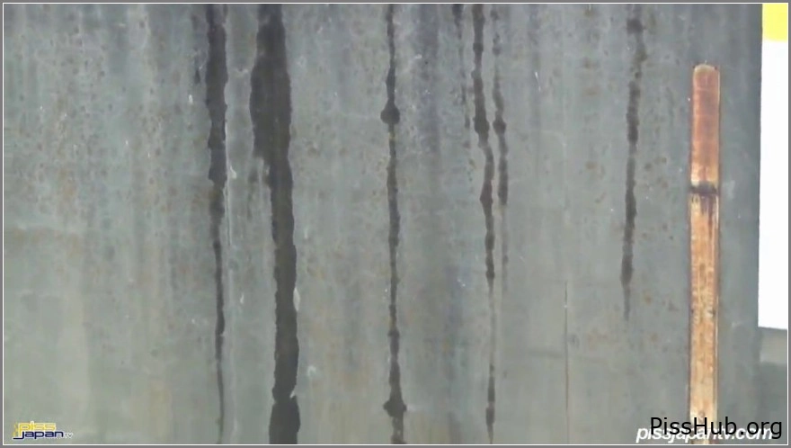 Leave Puddles Of Pee 2025, MPEG-4, 372 MB