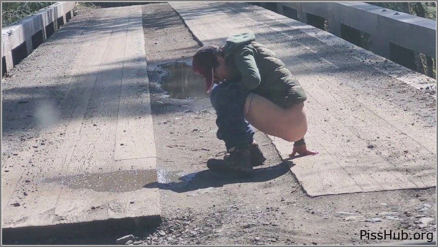 She Leaks with Style - Standing Piss Attempt Goes Awry, Nerdy Faery, 2025 release pissing