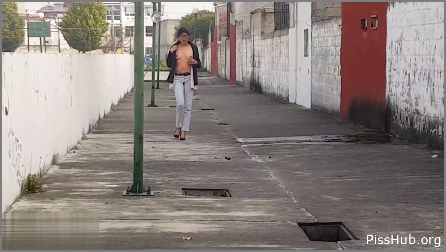 Dirty Piss Game - Public Pissing Outdoor In Ripped Jeans, 2025 pee flow