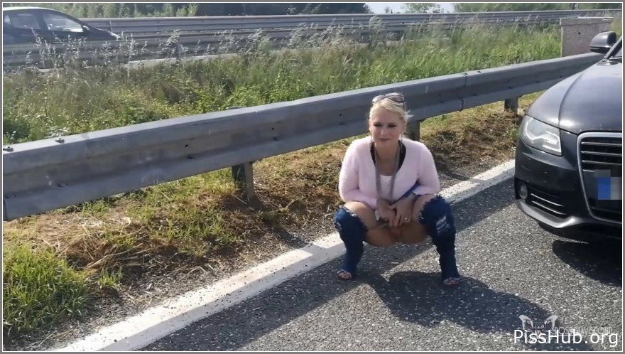 Piss Before Fuck - Public Urination, Petite X Kitten, MPEG-4 (319 MB | 2025) (messy pee)